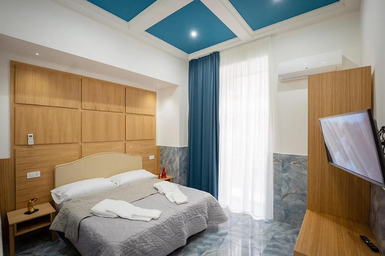 P.C. Boutique H. Castel Nuovo, By Clapa Group Dislocated Hospitality Hotel Naples Italy